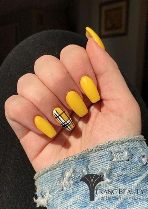 Tổng hợp 49+ mẫu nail burberry 